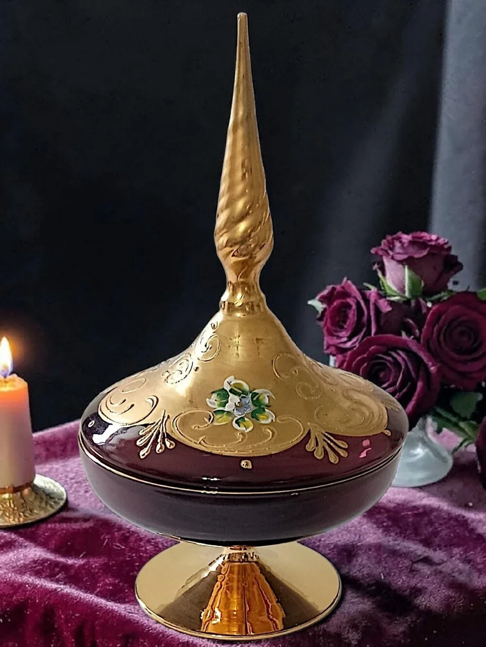 Vtg Amethyst Glass Trinket Dish Pedestal Finial Lid Vanity Gold Gilt Candy Jar